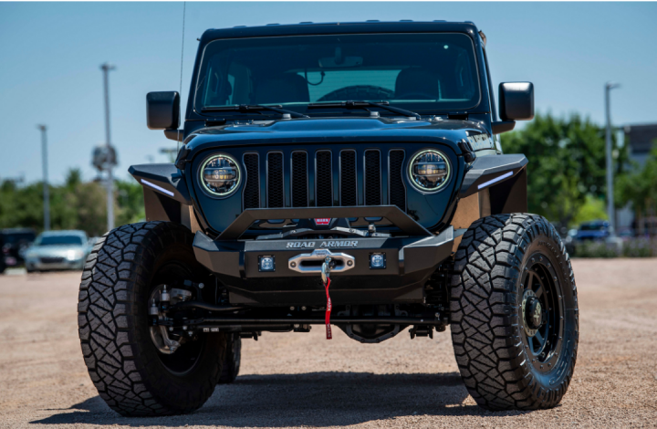 jeep wrangler offroad rock